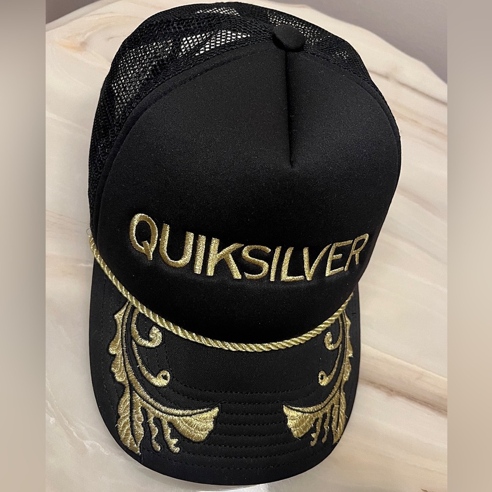 QUIKSILVER trucker cap